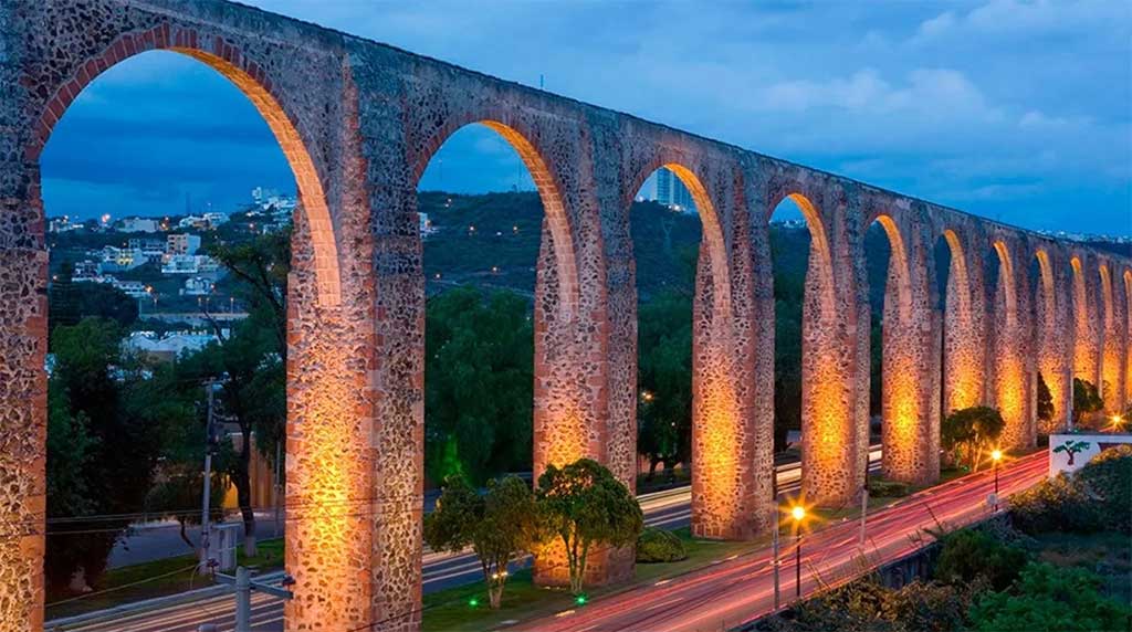 The Aqueduct, Los Arcos de Queretaro
