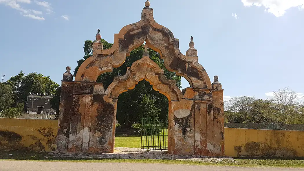 Hacienda Yaxcopoil visit tour Yucatan Mexico