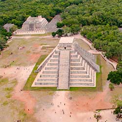 chichen-itza