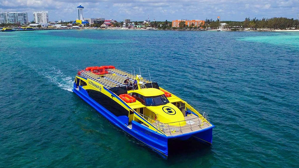 Ferry to Isla Mujeres