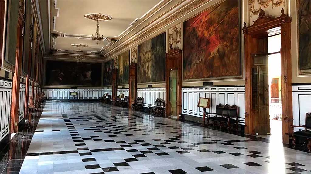 Interior del Palacio del Gobernador en Mérida, Yucatan